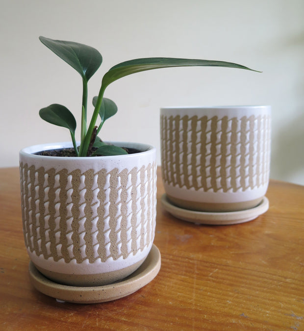 Knit Pattern Pot 'Beige Tan' x 2 sizes